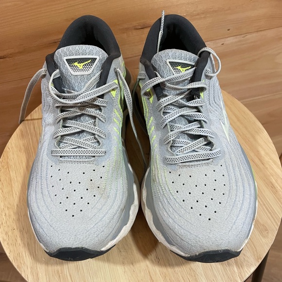 Mizuno Women's Wave Horizon 6 Running Shoe in Heather White Size 8 - Picture 14 of 14